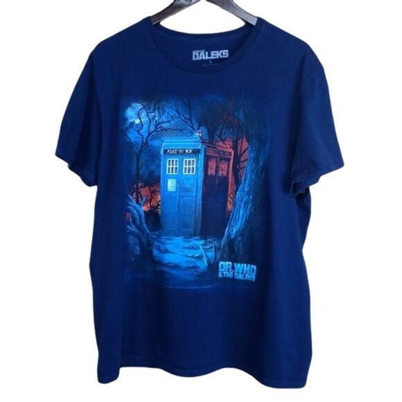 Doctor Who and the Daleks Tardis Graphic Tee - Picture 1 of 6